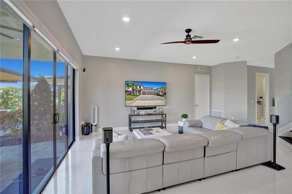 10655 Mira Vista Drive