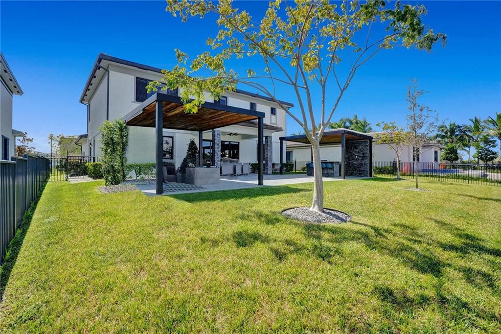 10655 Mira Vista Drive