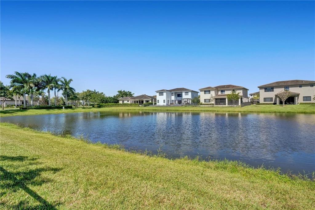 10655 Mira Vista Drive