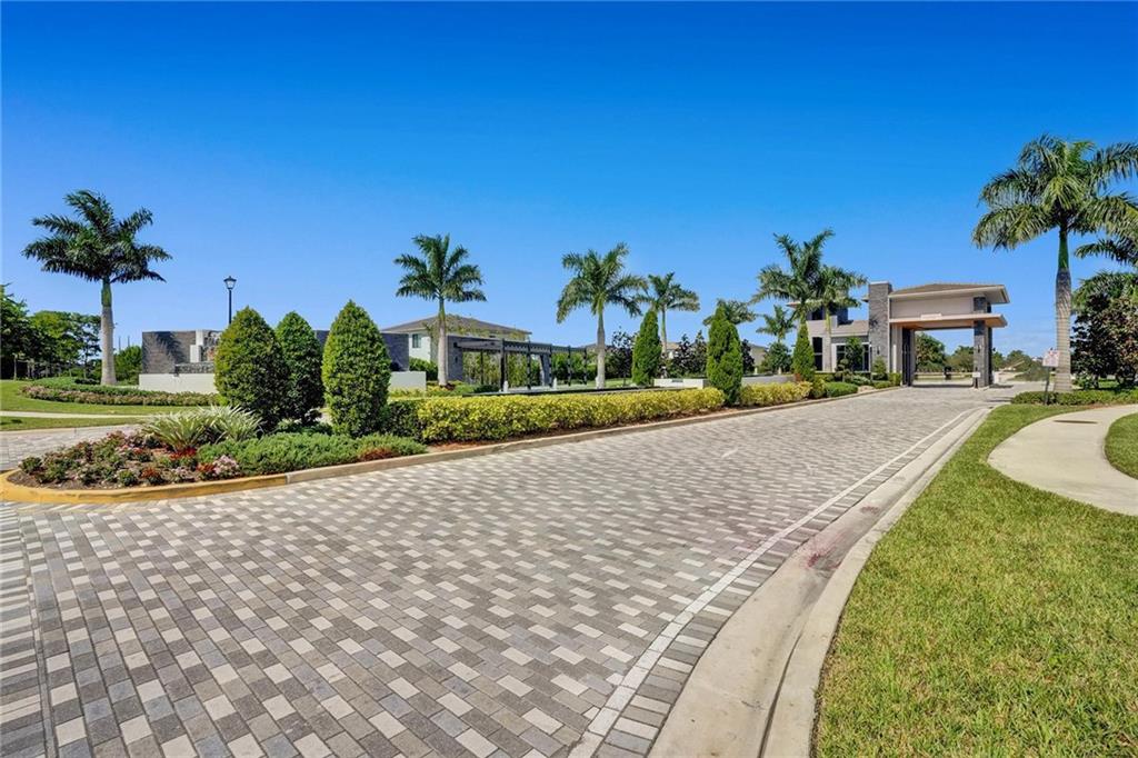 10655 Mira Vista Drive