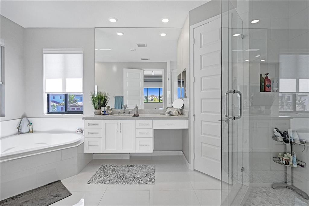 10655 Mira Vista Drive