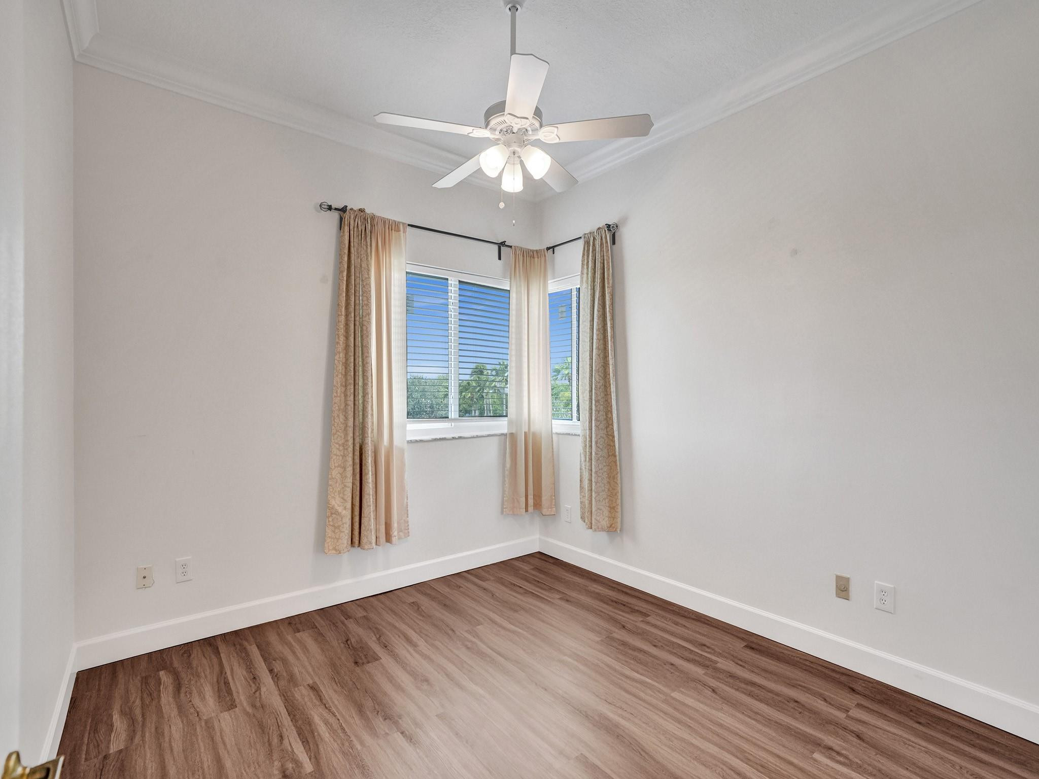 7468 Granville Drive 401