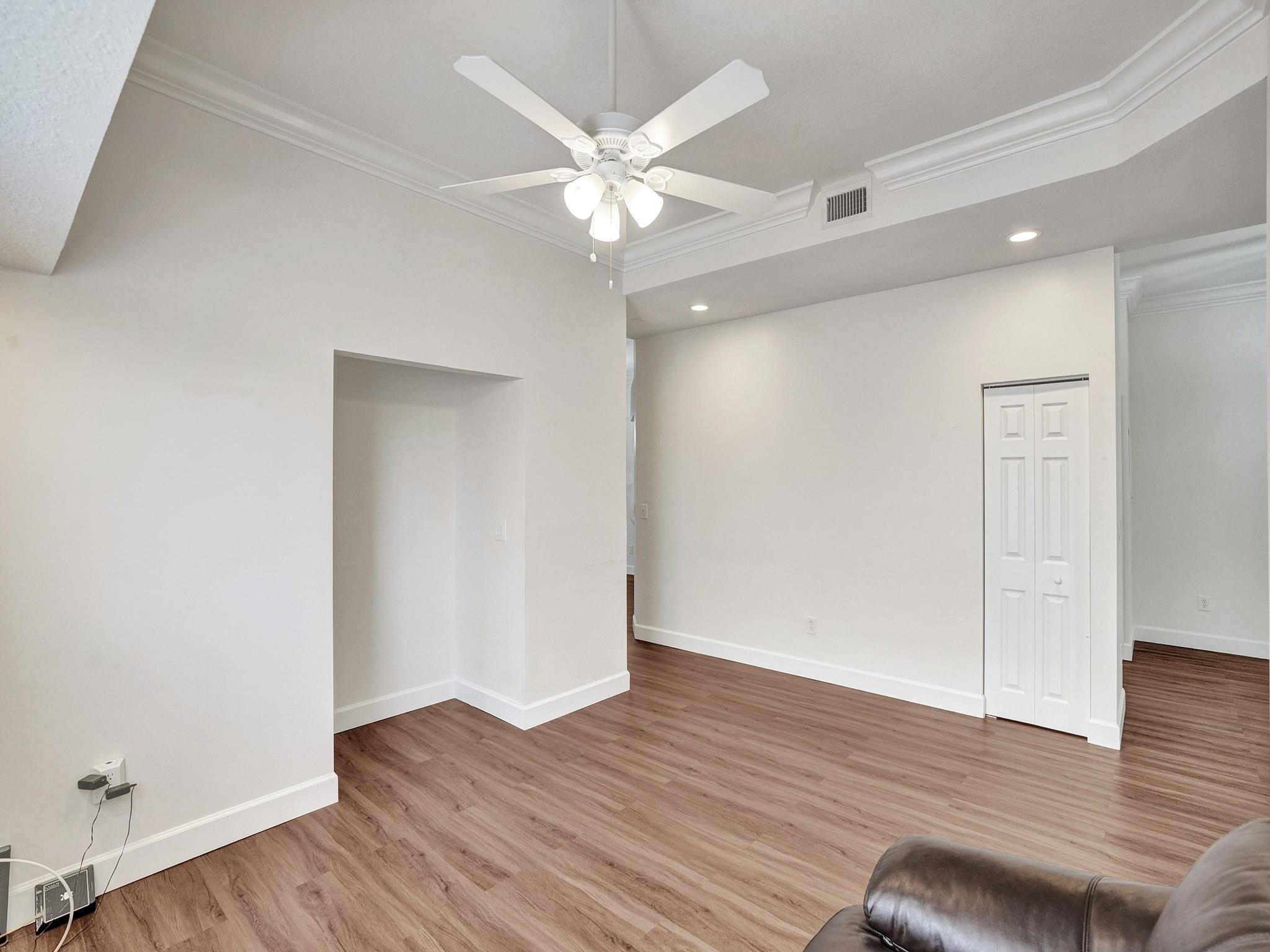 7468 Granville Drive 401