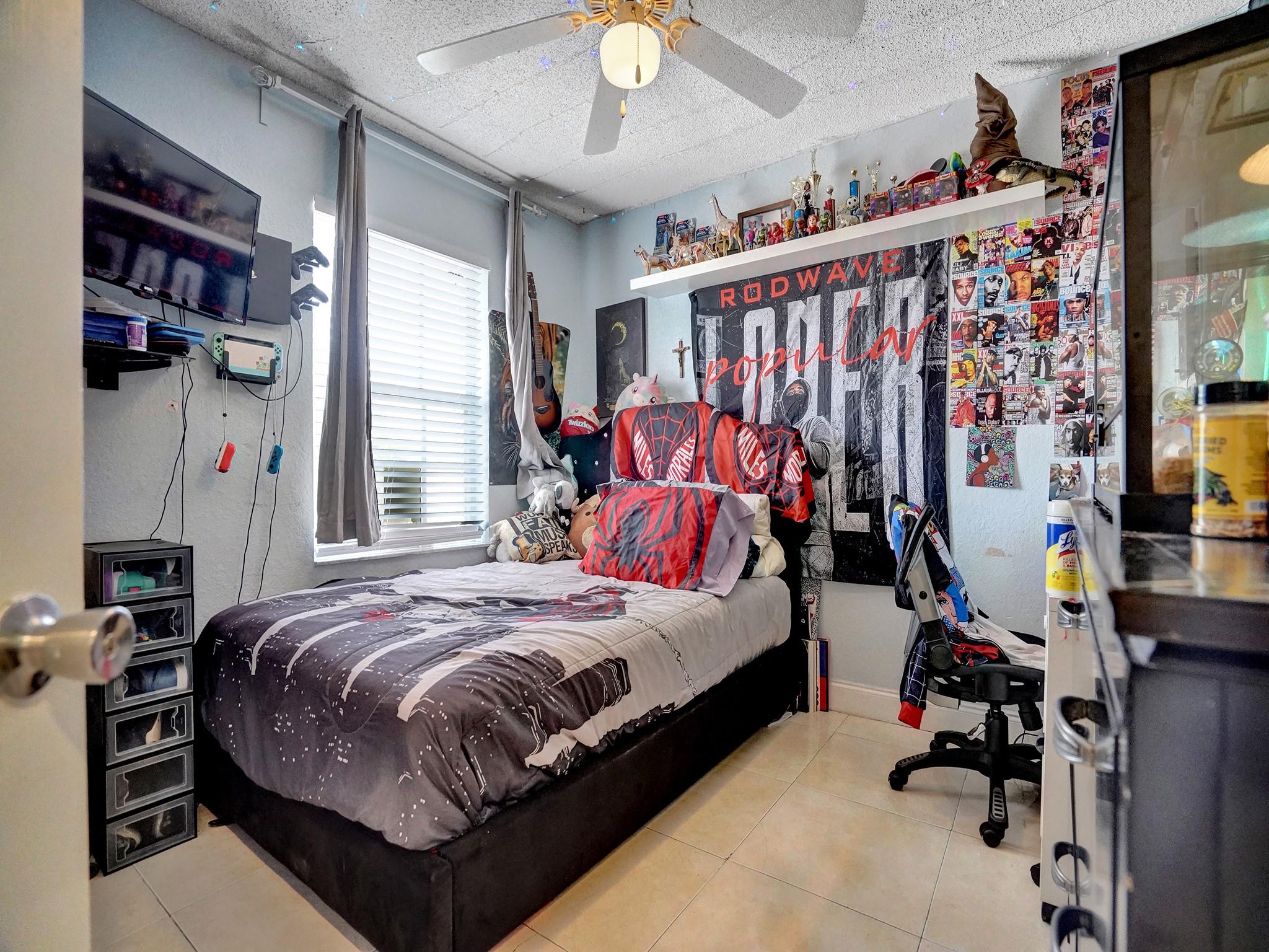 5330 NW 89th Terrace