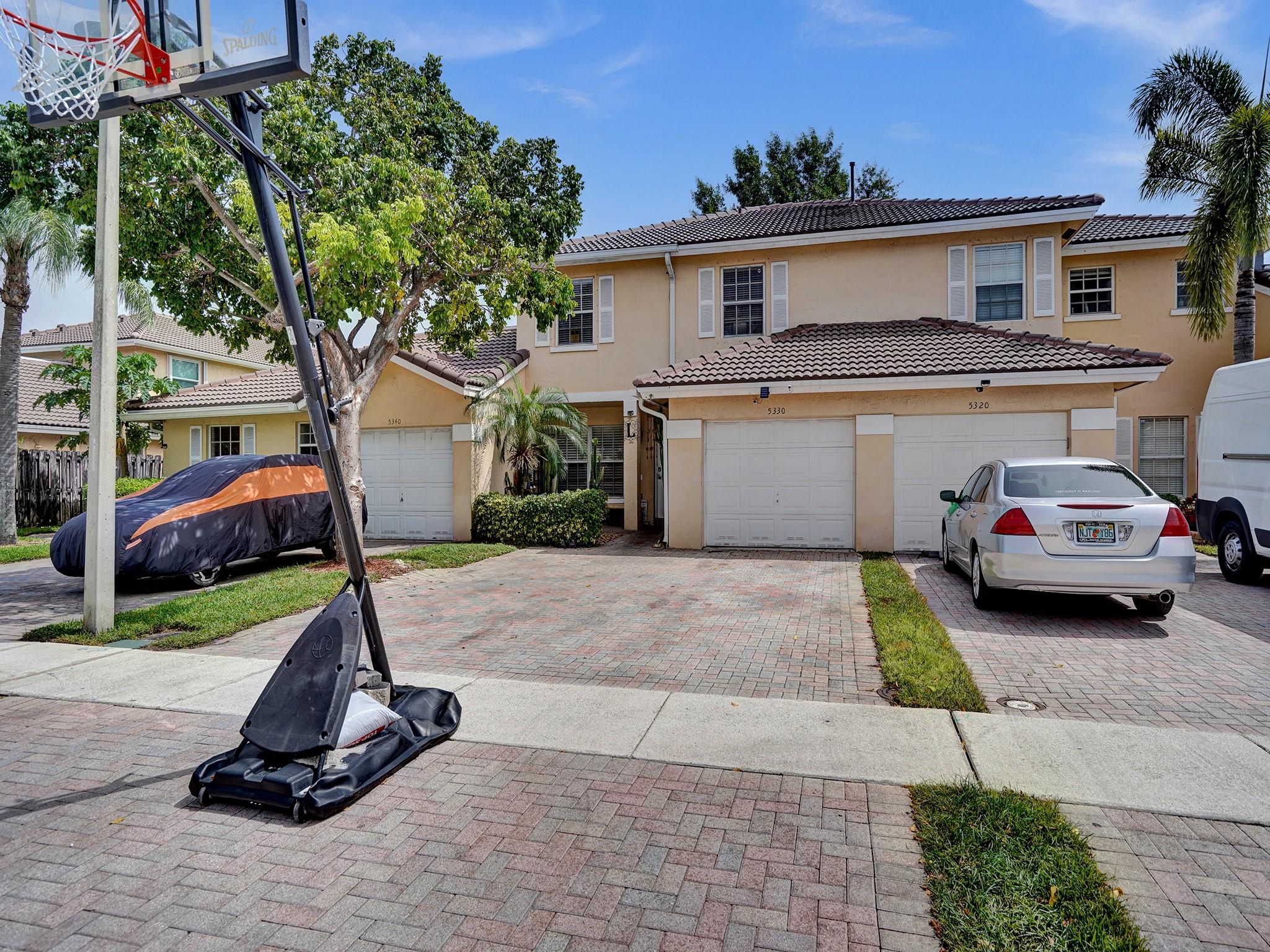 5330 NW 89th Terrace