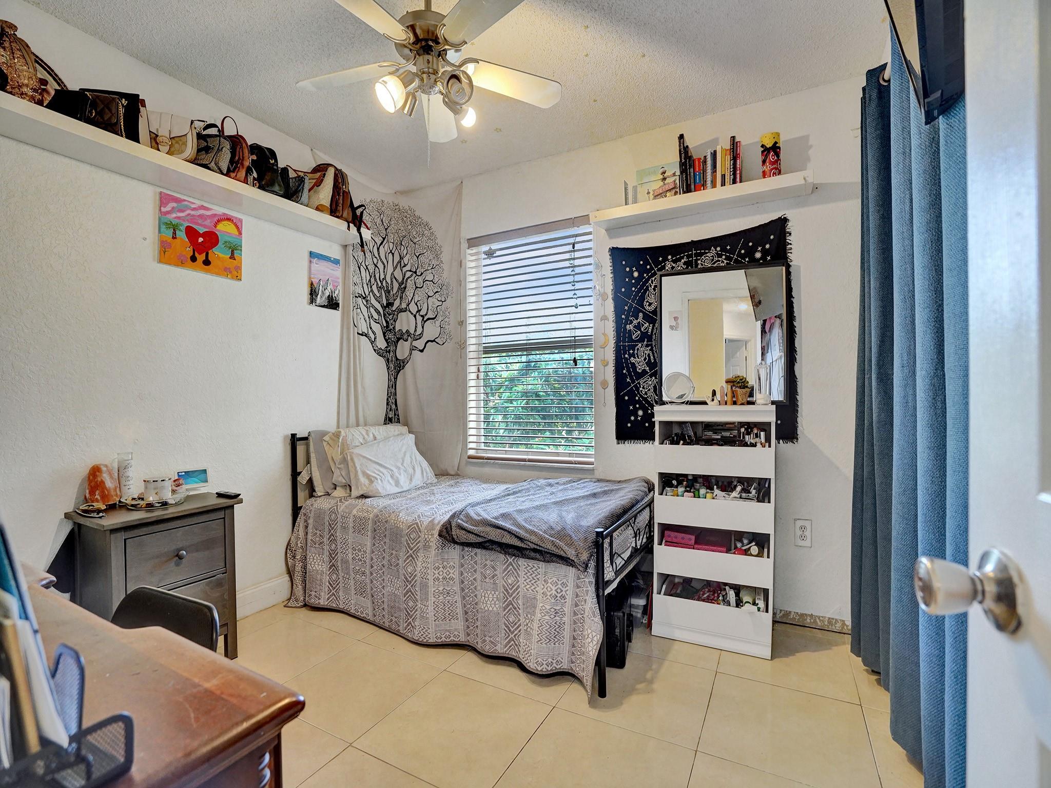 5330 NW 89th Terrace