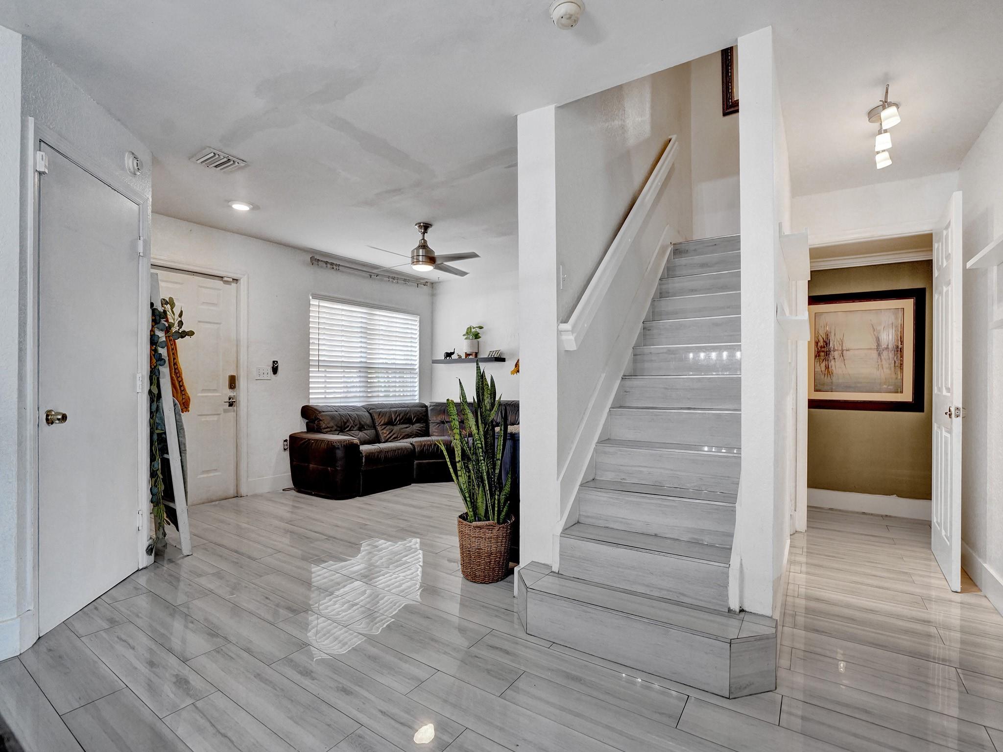 5330 NW 89th Terrace