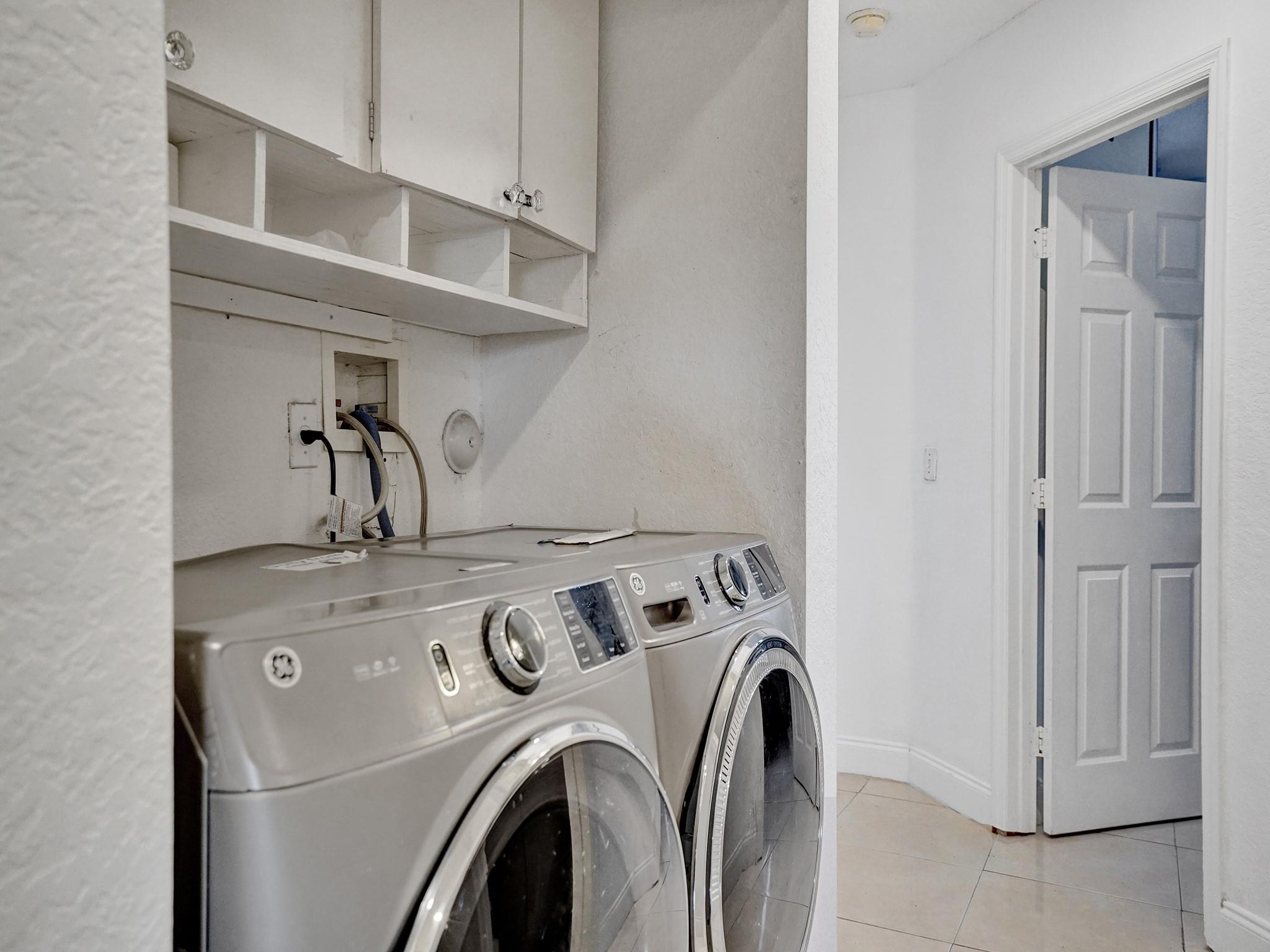 5330 NW 89th Terrace