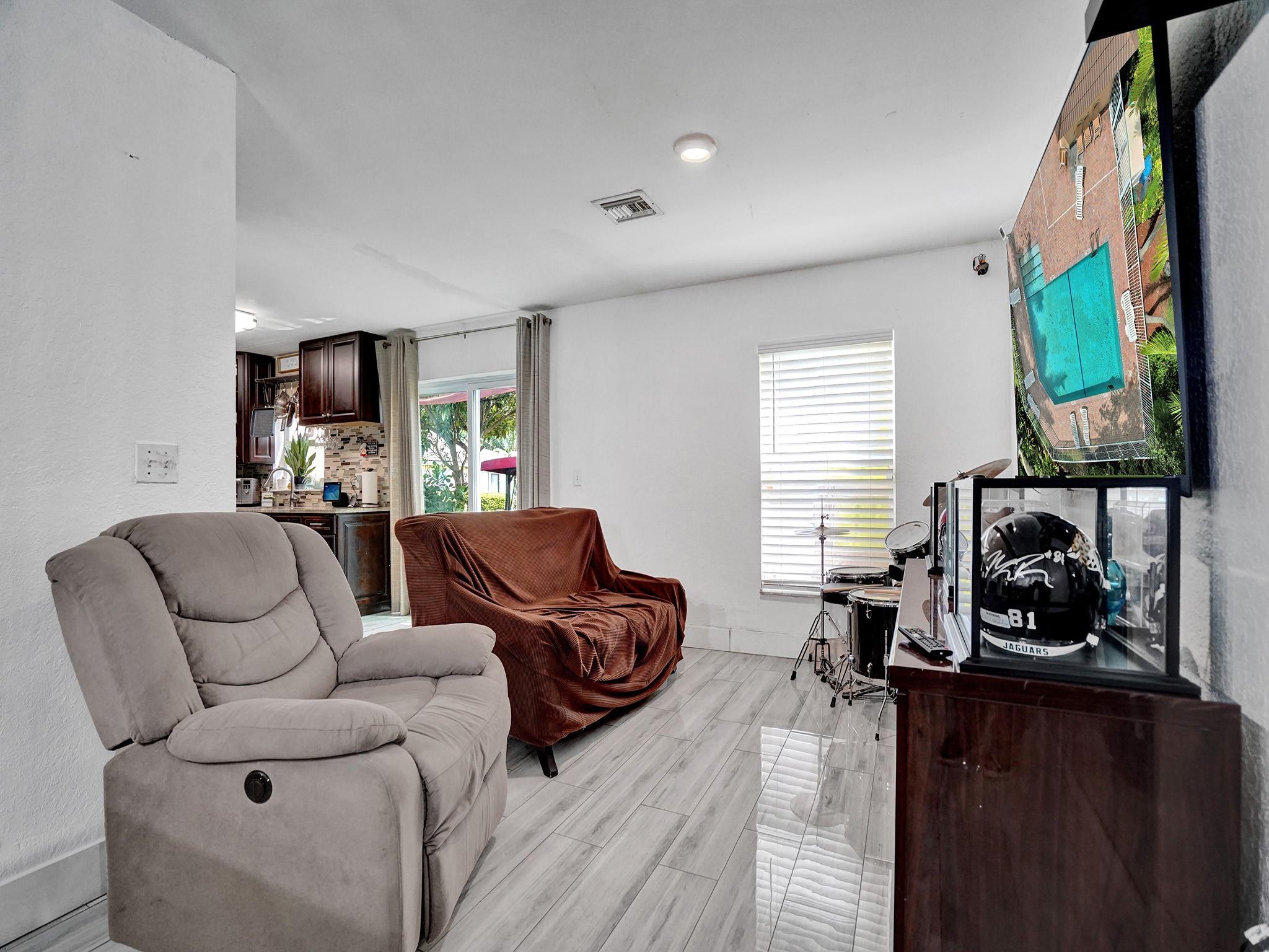 5330 NW 89th Terrace