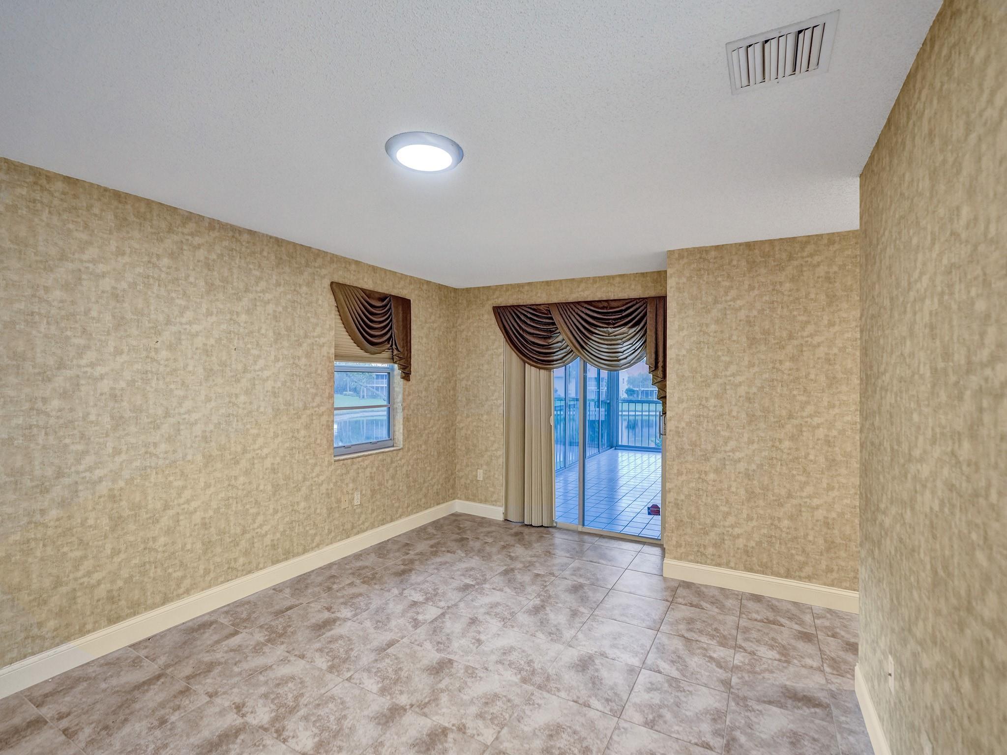 7031 Summer Tree Drive 202