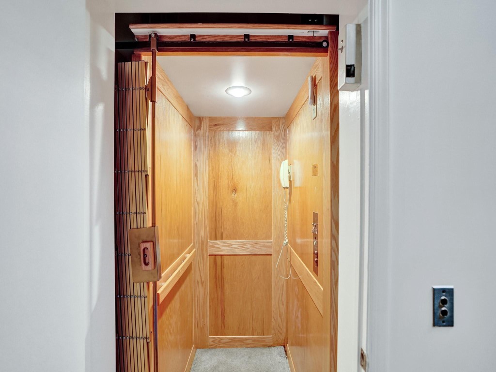 7031 Summer Tree Drive 202