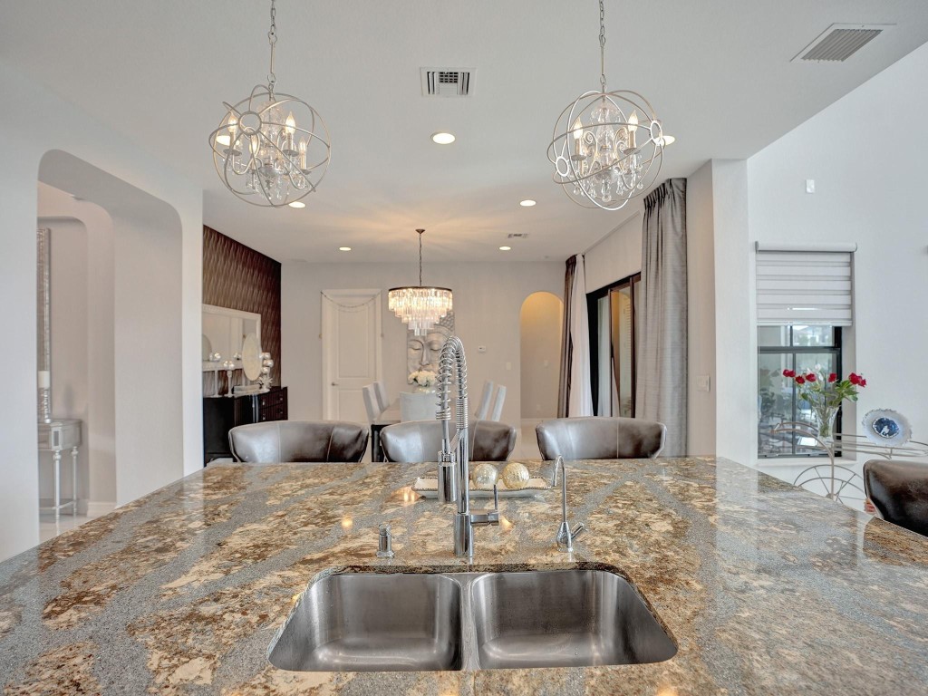 11490 Solstice Circle