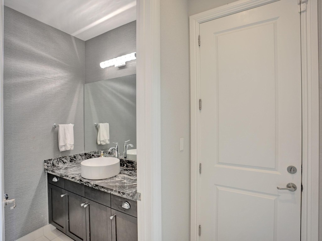 11490 Solstice Circle