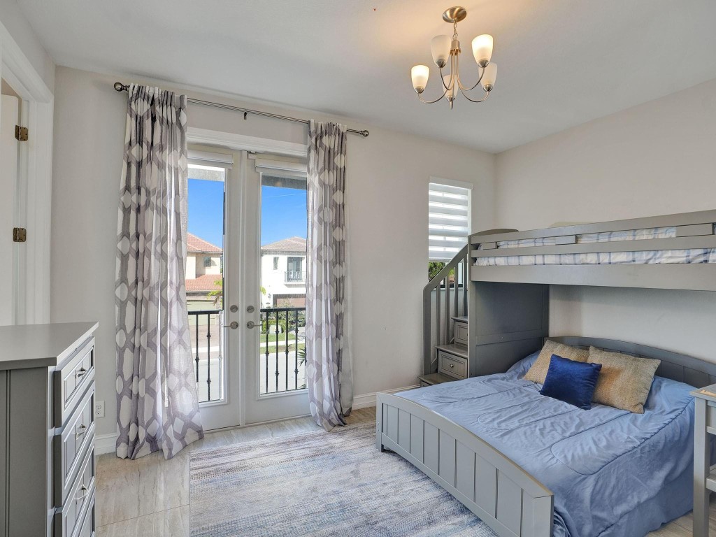 11490 Solstice Circle