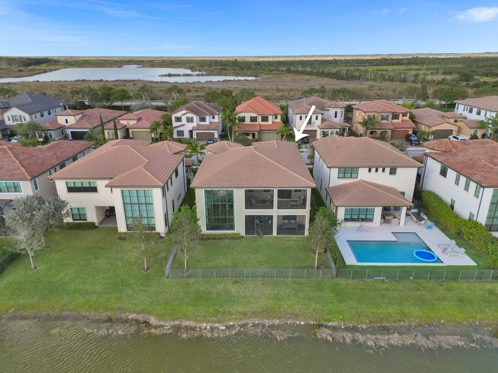 11490 Solstice Circle