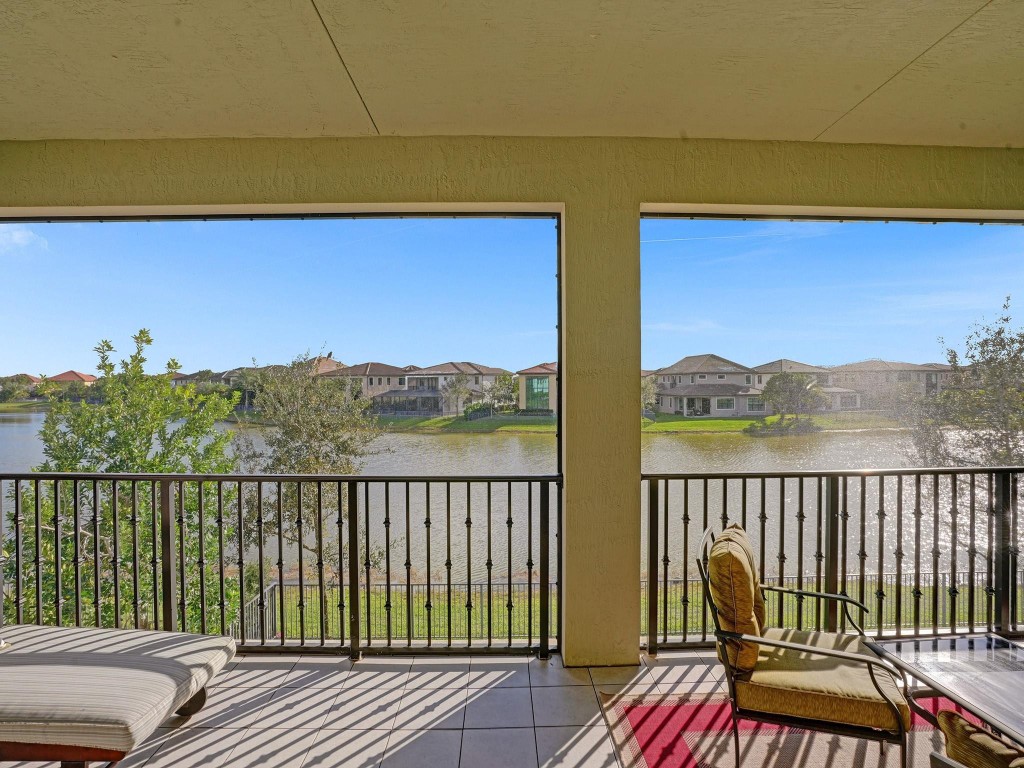 11490 Solstice Circle