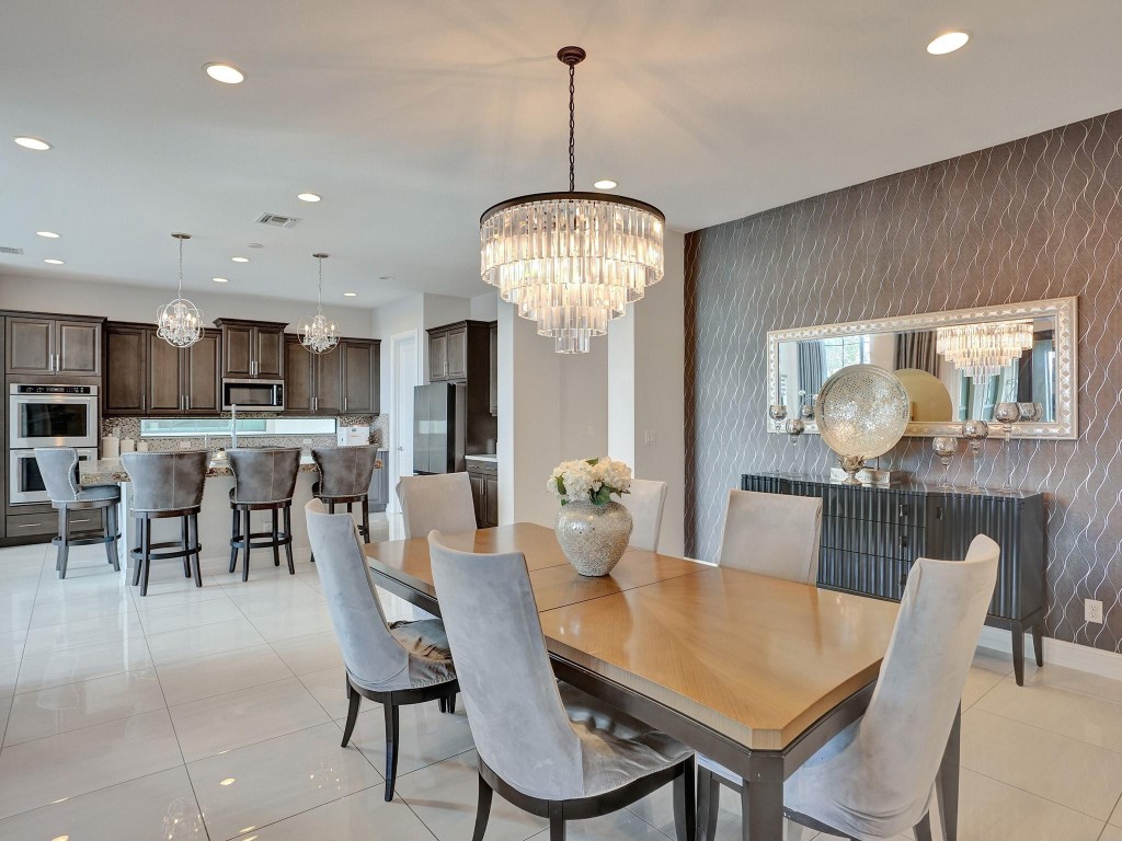 11490 Solstice Circle