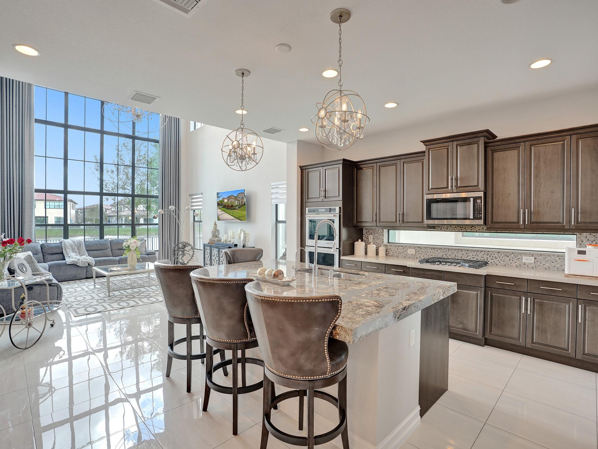 11490 Solstice Circle