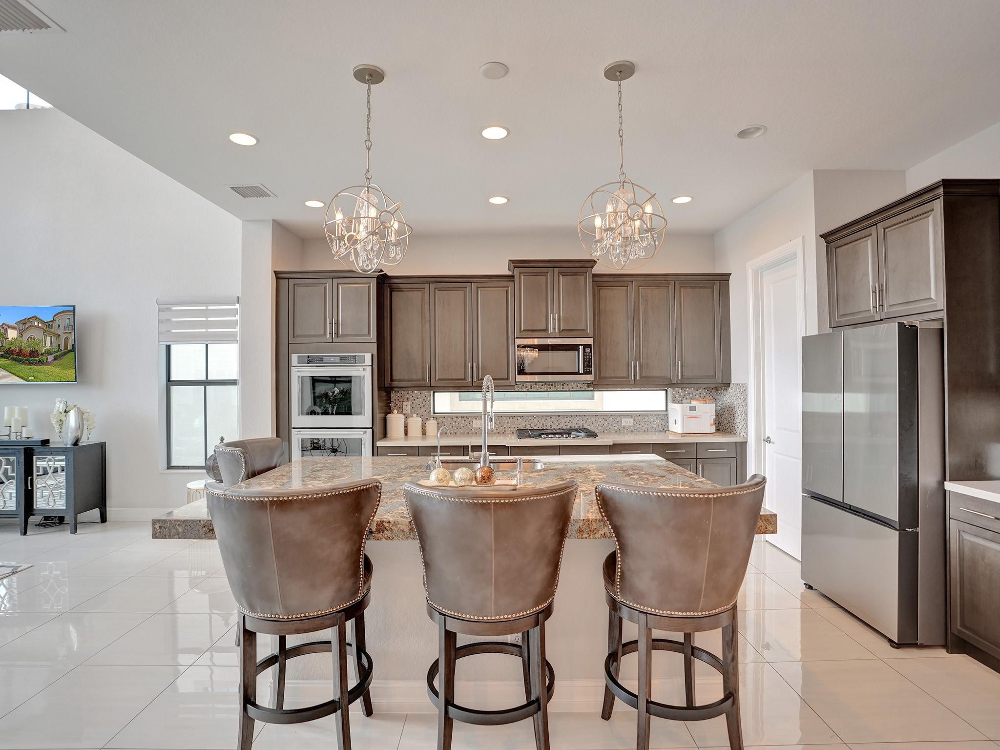 11490 Solstice Circle