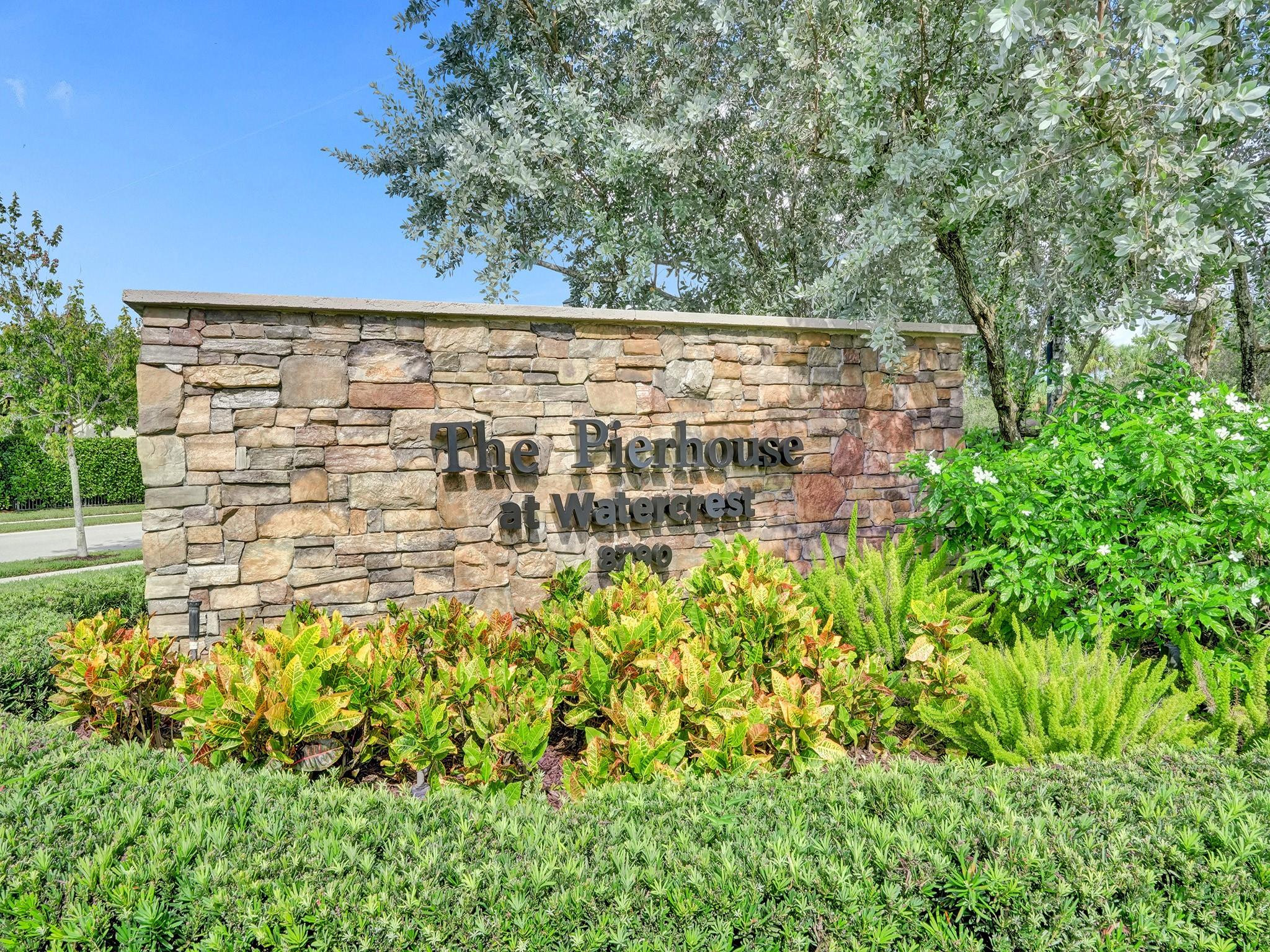 11490 Solstice Circle