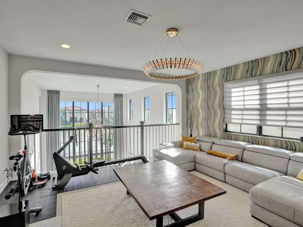 11490 Solstice Circle