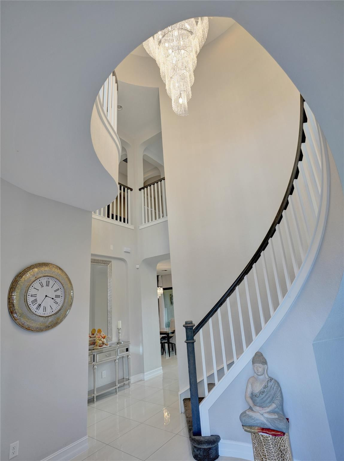 11490 Solstice Circle