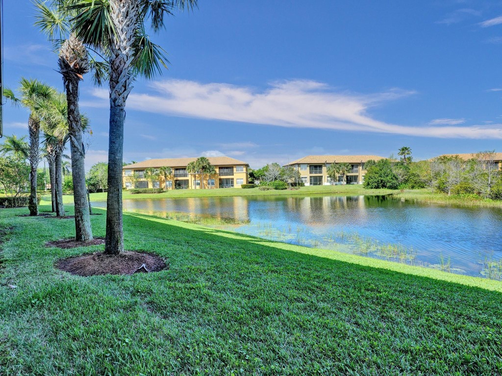 8225 NW 127th Lane 32C