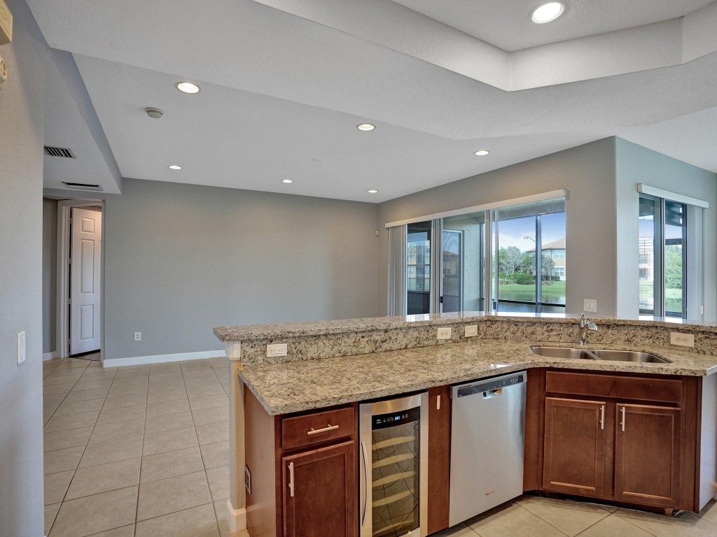 8225 NW 127th Lane 32C