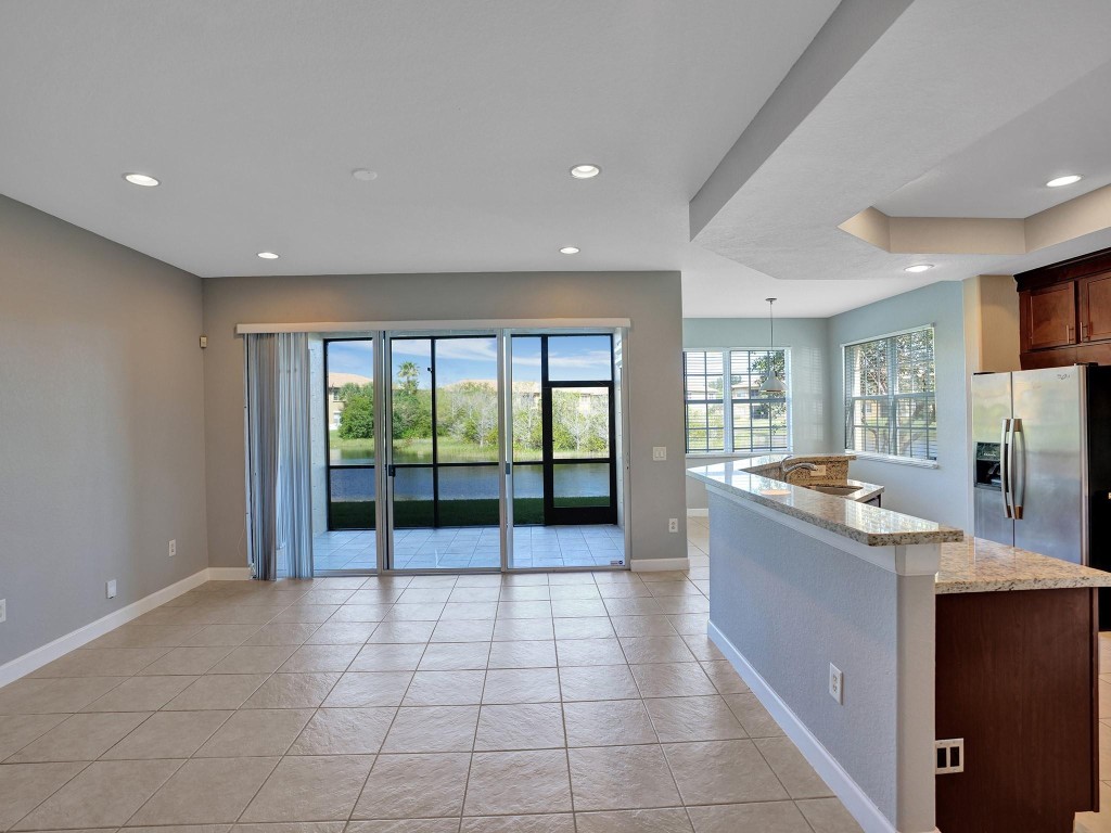 8225 NW 127th Lane 32C