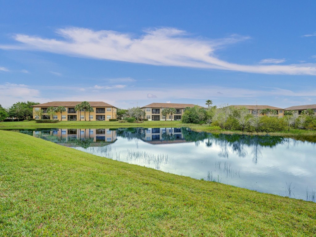 8225 NW 127th Lane 32C