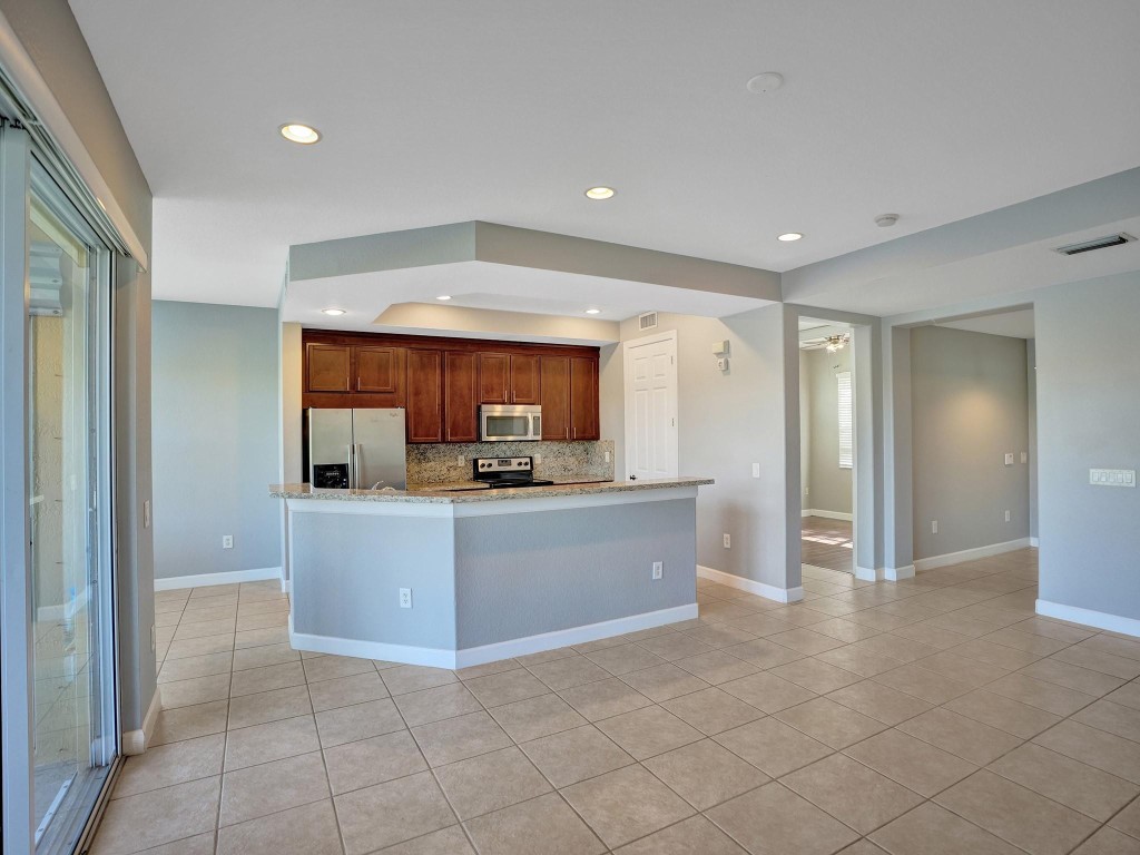 8225 NW 127th Lane 32C