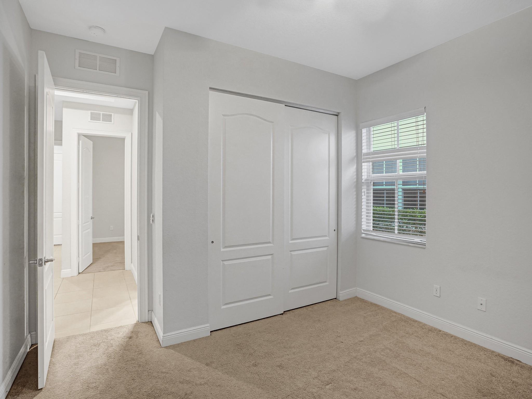 10331 LAKE VISTA COURT