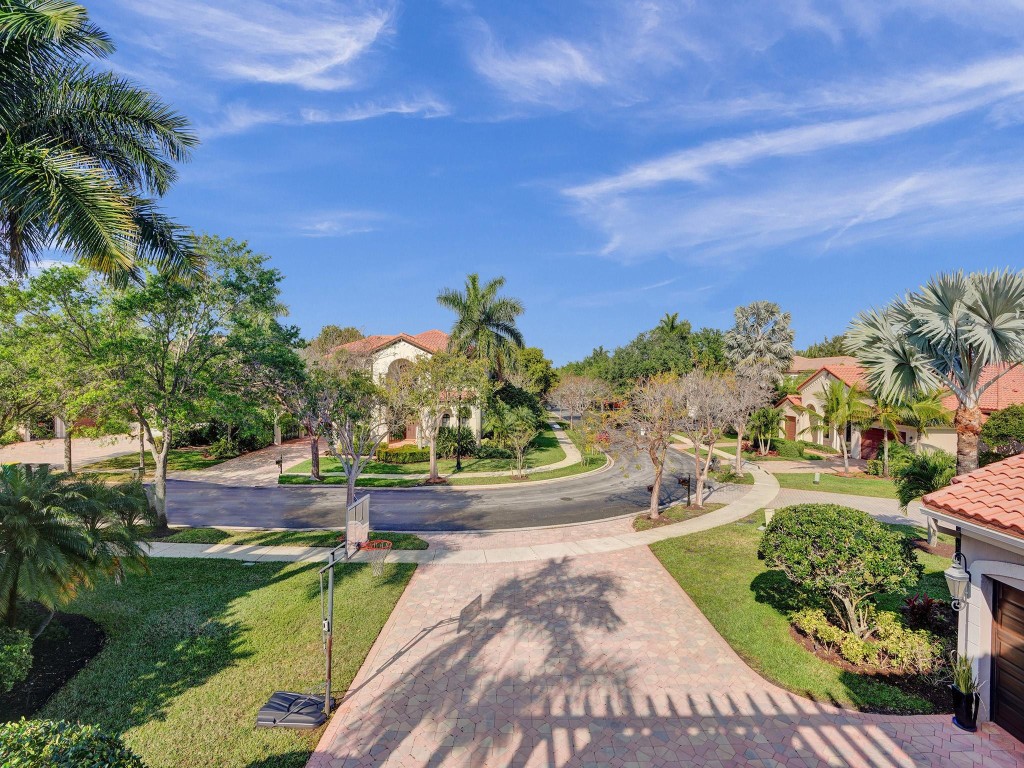 10231 Majestic Trail