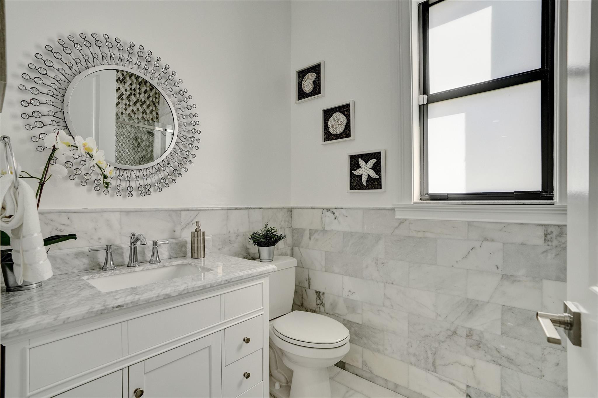 9225 W Bay Trail