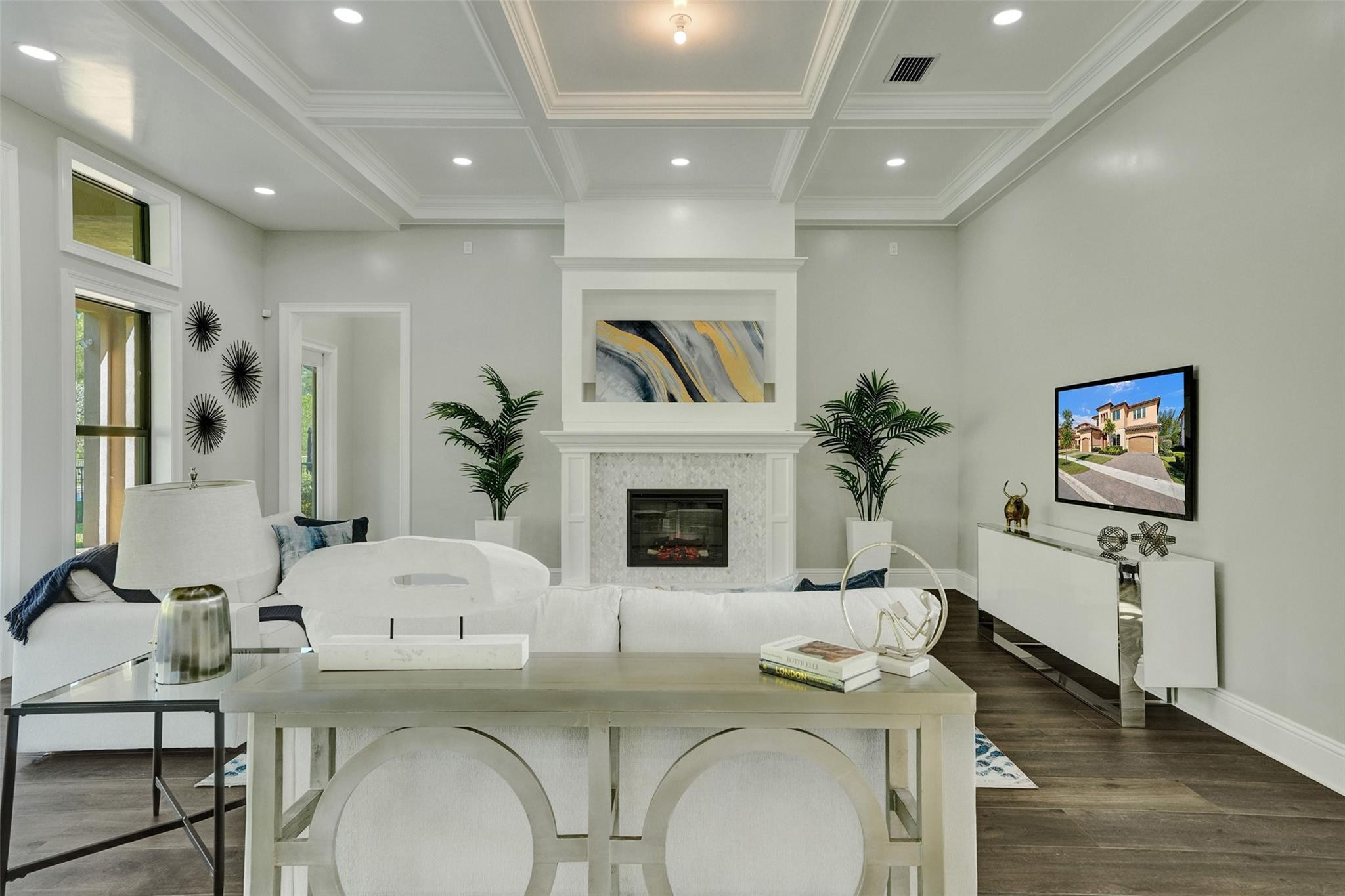9225 W Bay Trail
