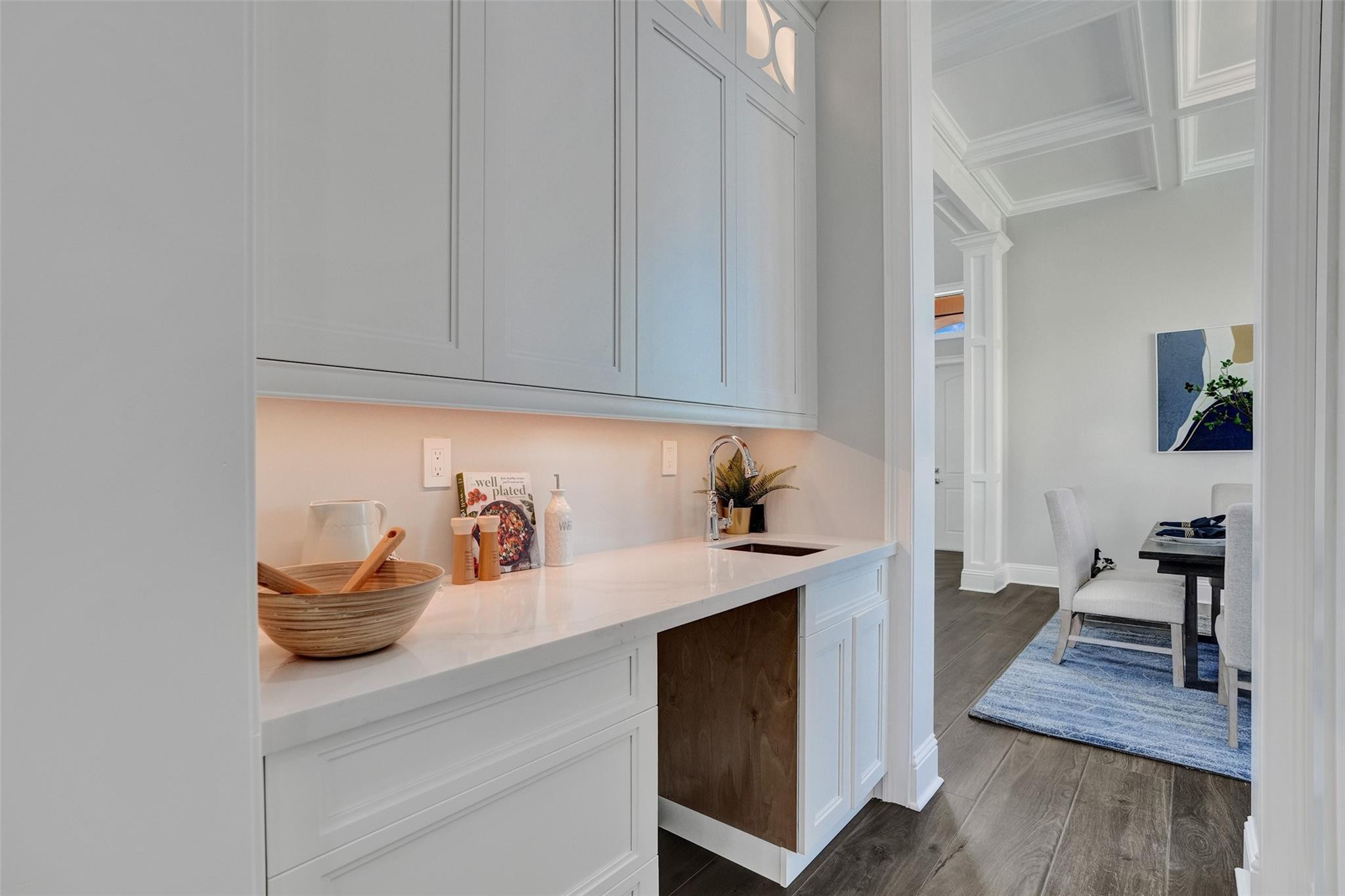 9225 W Bay Trail