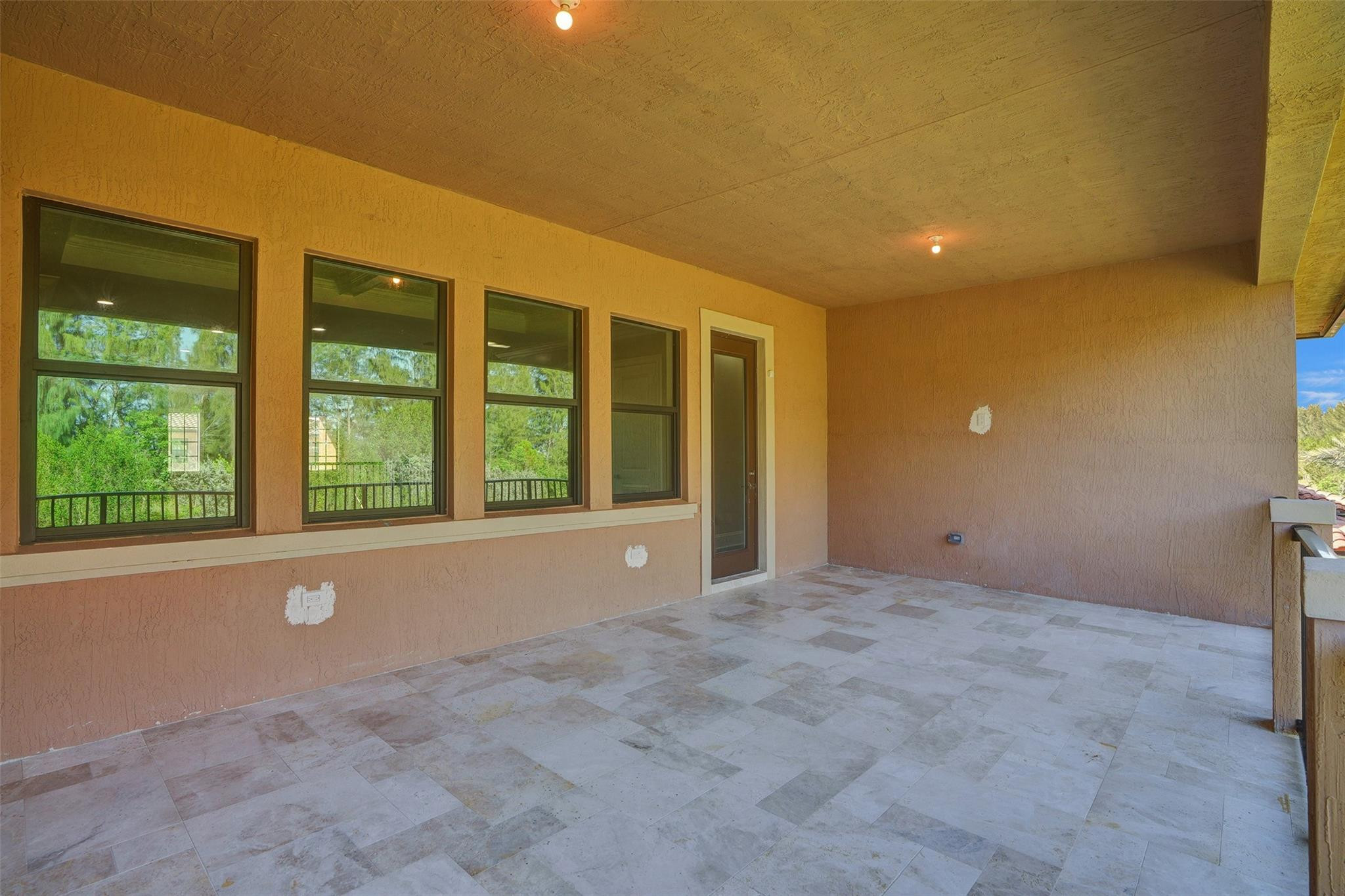 9225 W Bay Trail