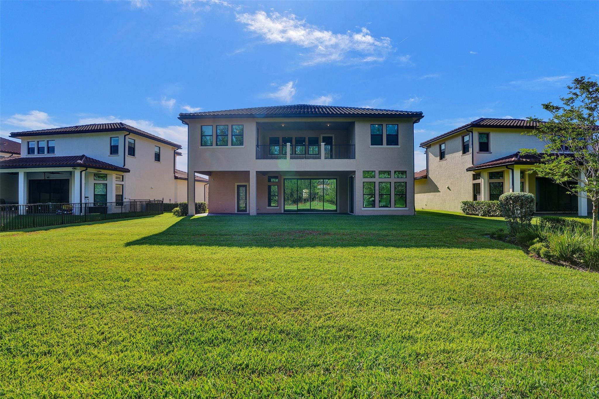9225 W Bay Trail