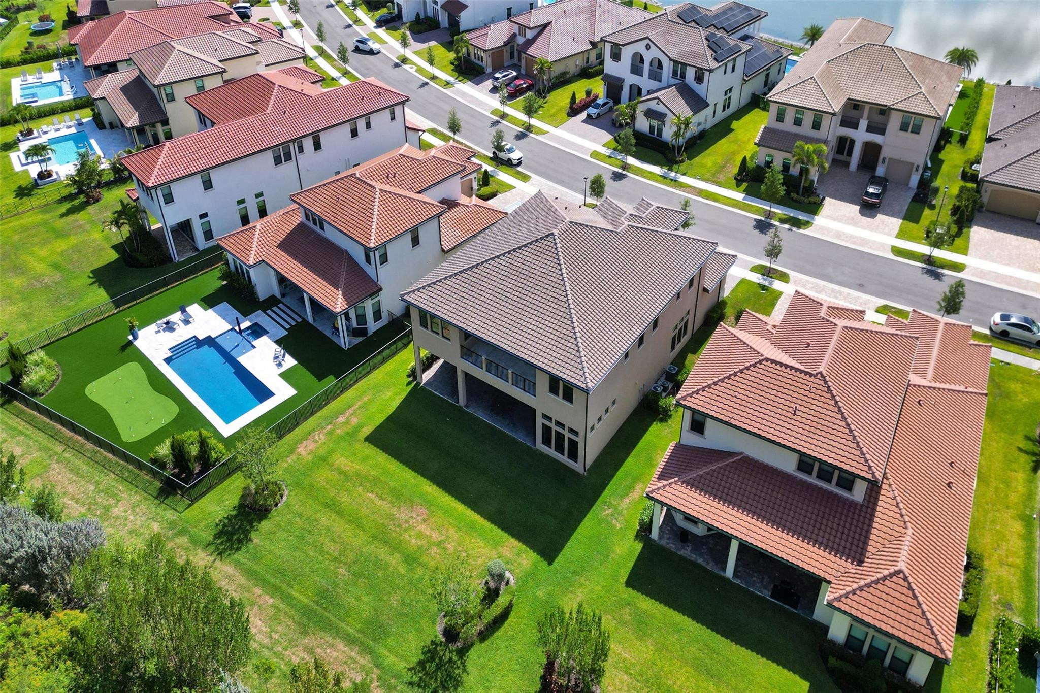 9225 W Bay Trail
