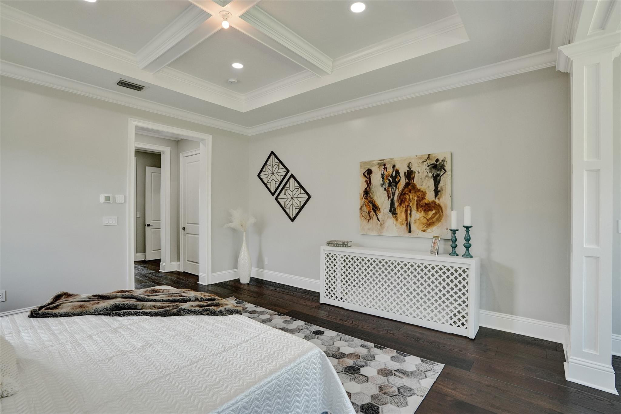 9225 W Bay Trail
