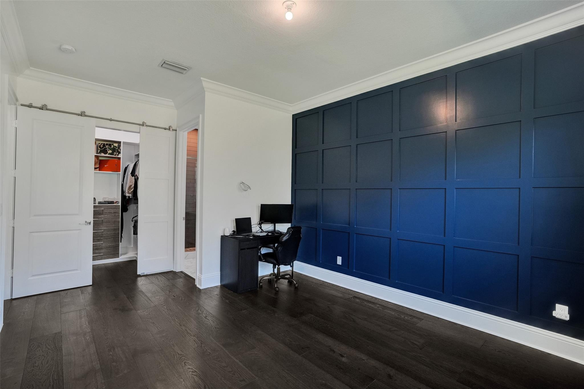 9225 W Bay Trail