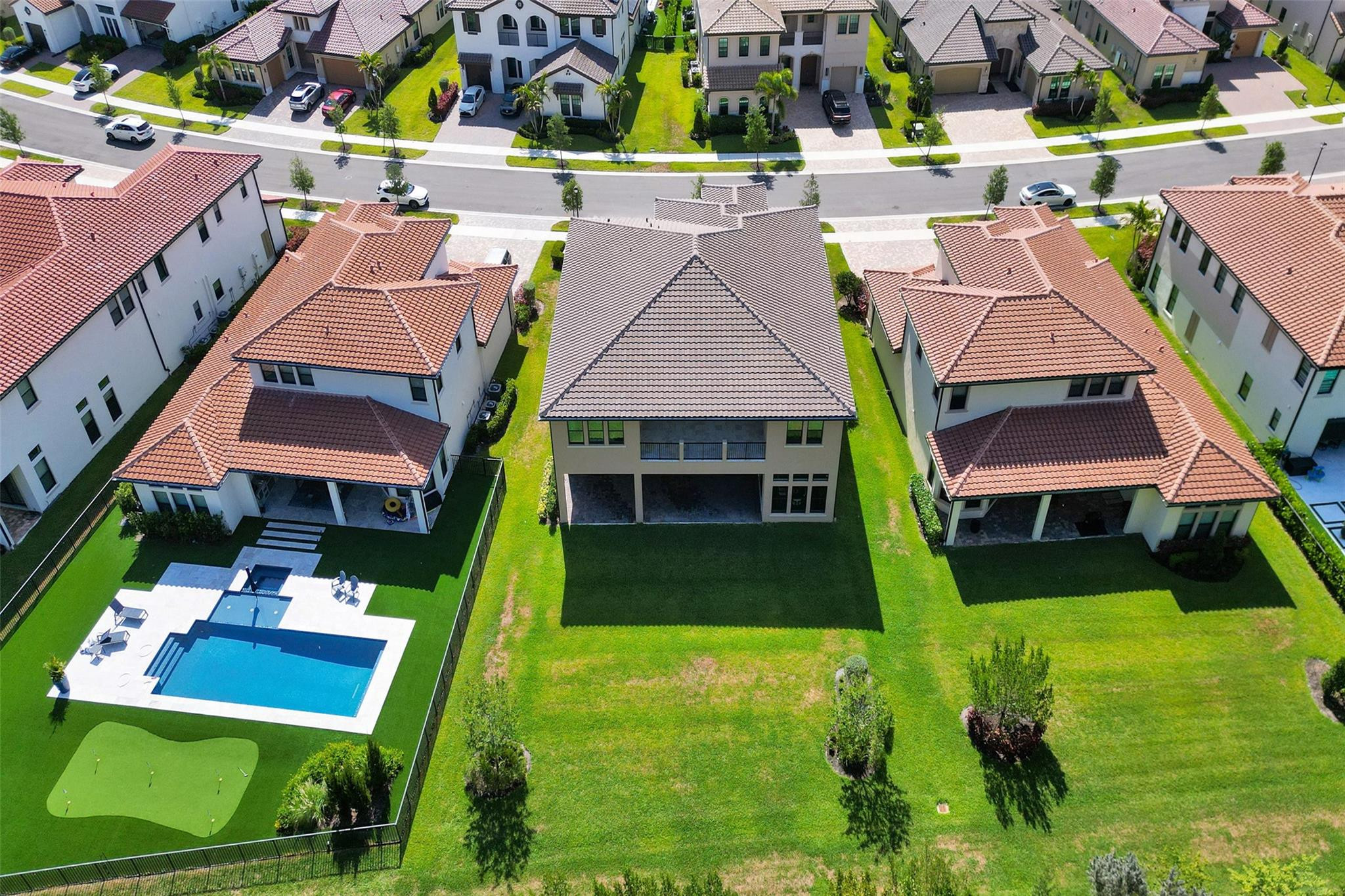 9225 W Bay Trail