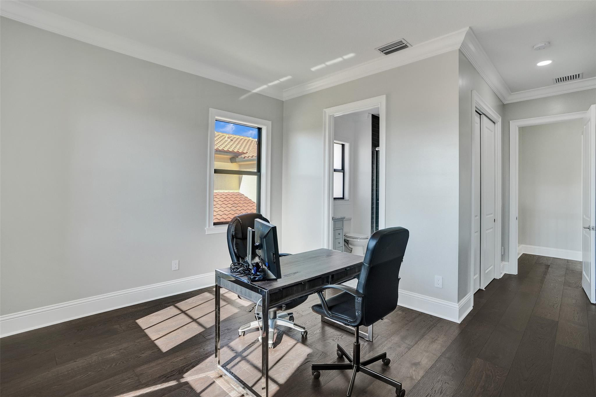 9225 W Bay Trail