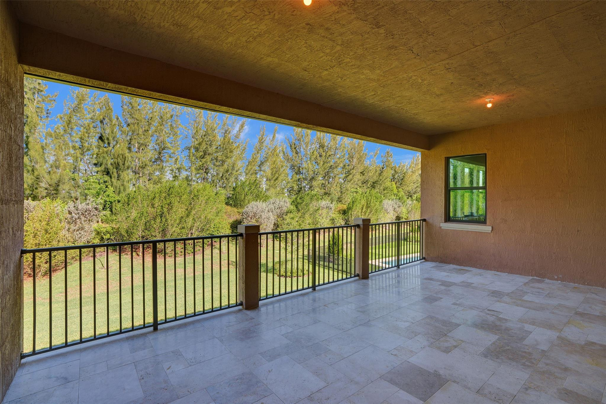 9225 W Bay Trail