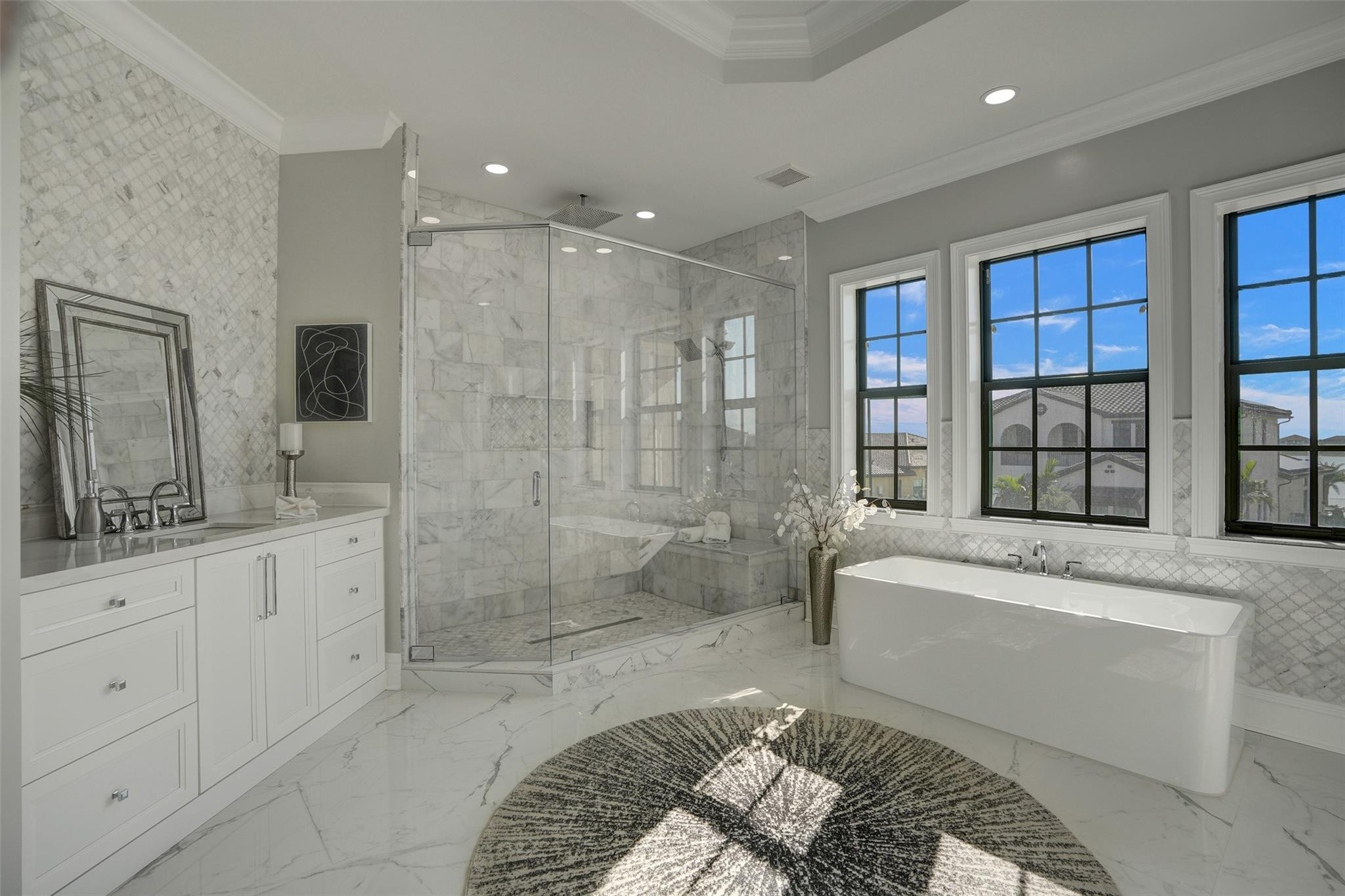 9225 W Bay Trail
