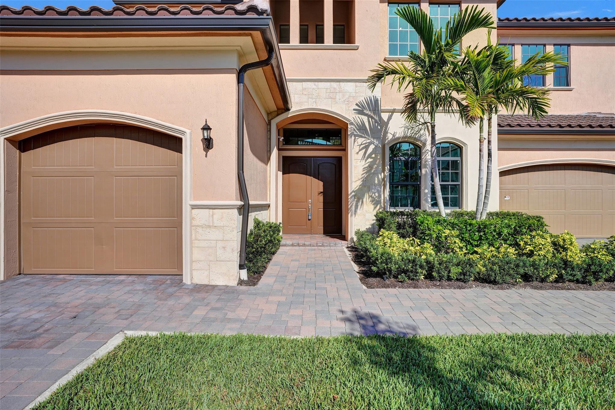 9225 W Bay Trail