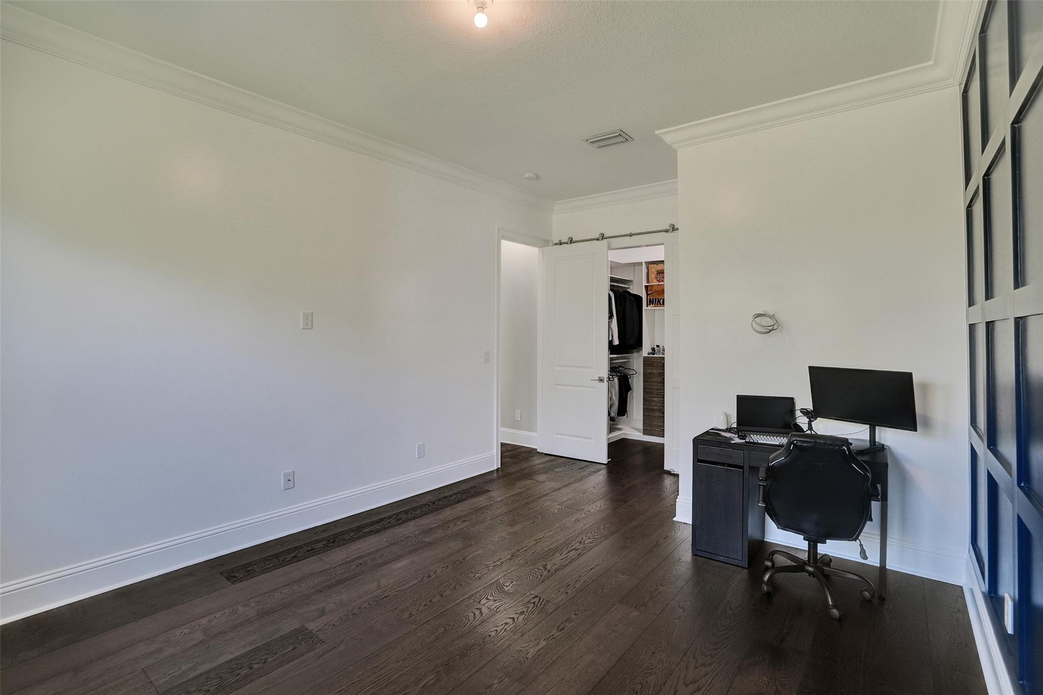 9225 W Bay Trail