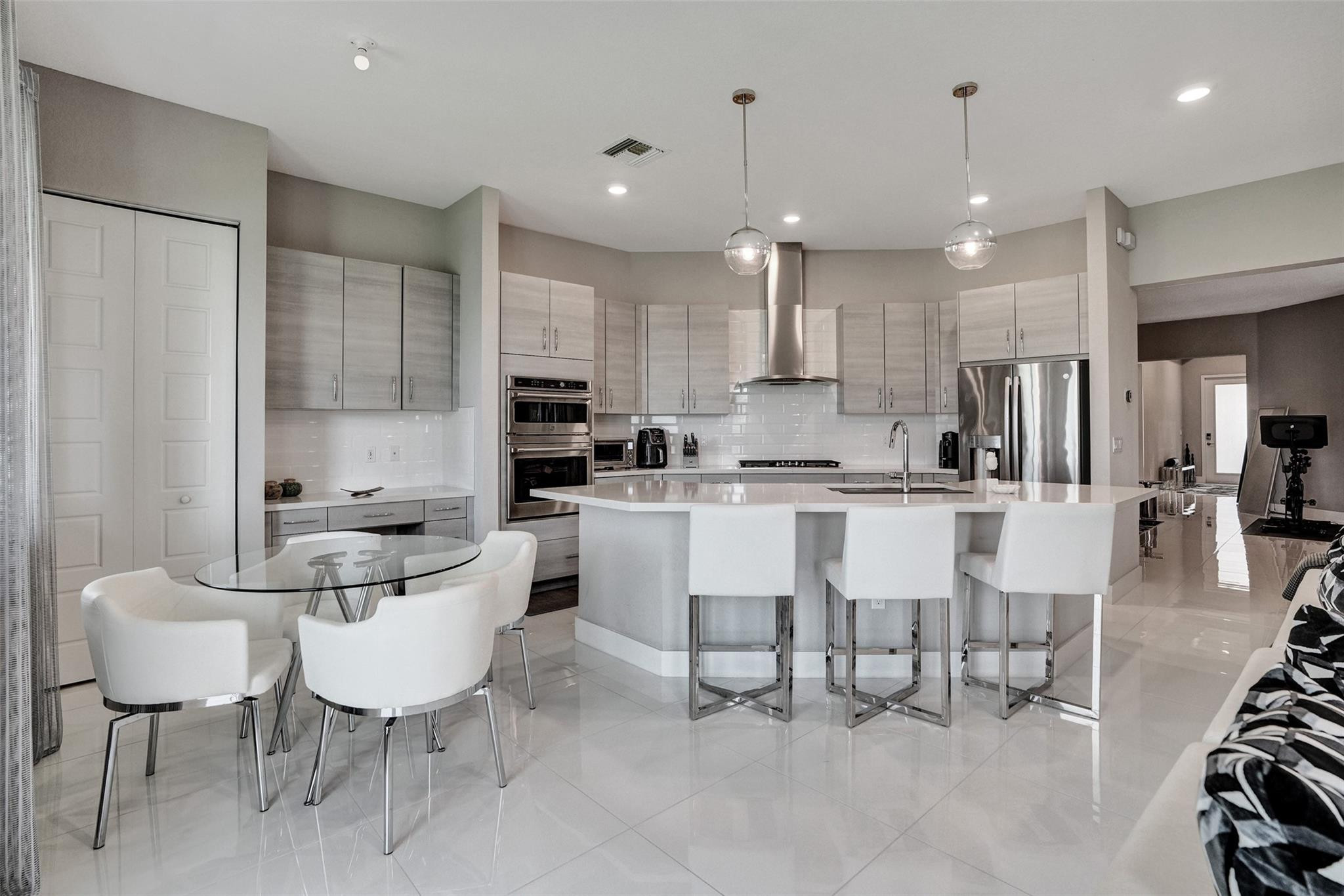 10705 Pacifica Way