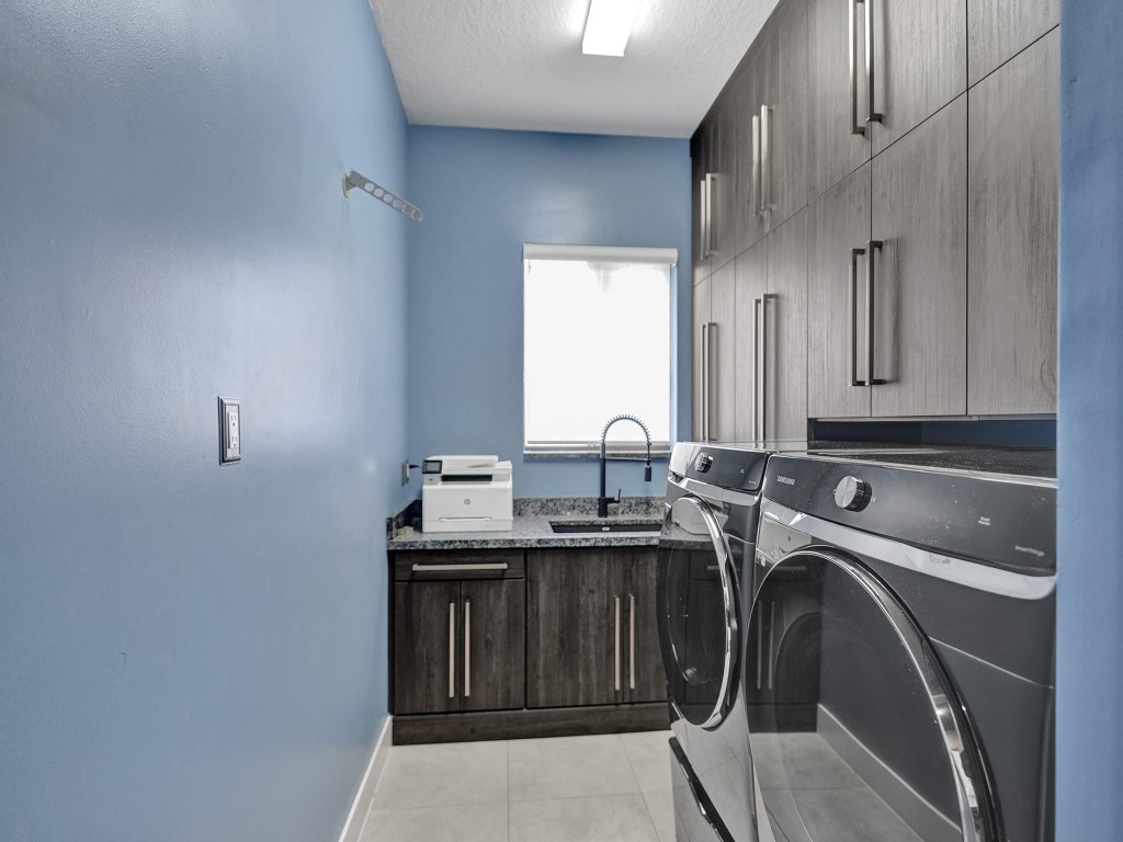 10495 S Lago Vista Circle