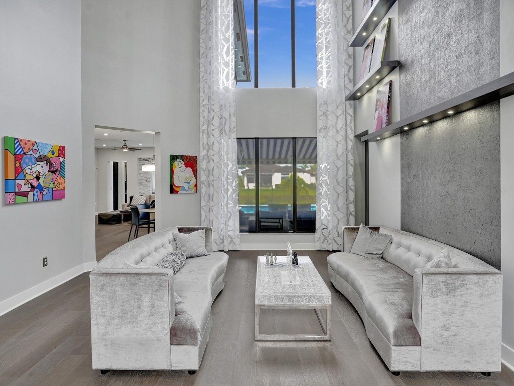 10495 S Lago Vista Circle